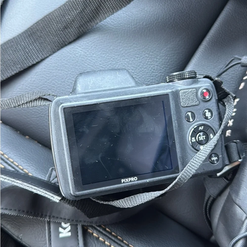 Kodak pixpro az528